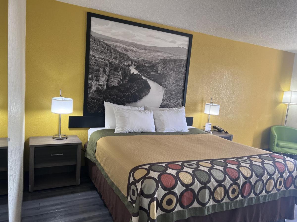 Super 8 By Wyndham Ft Stockton Fort Stockton